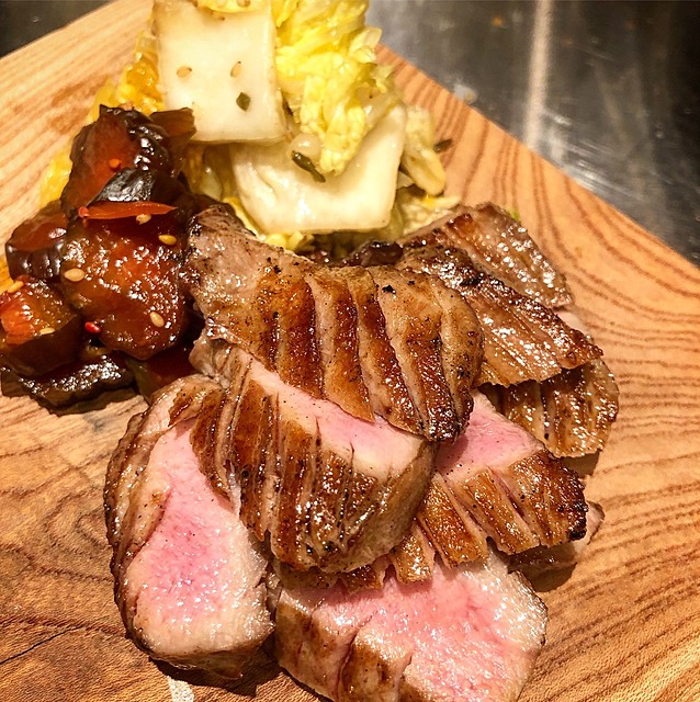 「鶏や まると」出身の店主が、野方に「野方 たん純」が開業。