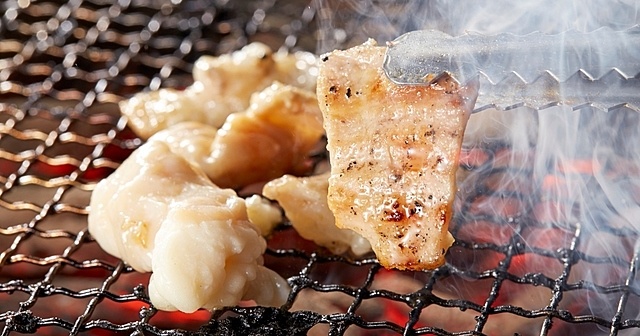 喫煙者へのお詫び!?『情熱ホルモン』禁煙化に伴い、懐かしの“アレ”をプレゼント！