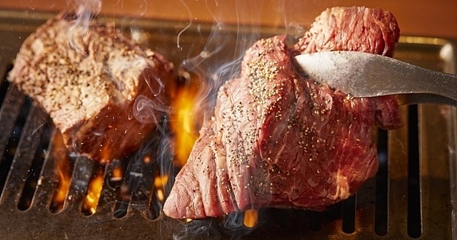 【2/29限定】1129円で⿊⽑和⽜⾷べ放題！肉の日イベントを『⾁屋の台所』で開催