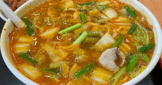 大阪・九条駅近くのオススメラーメン店5選！アグー豚の背脂ラーメンに、中華料理店の具だくさんラーメンも