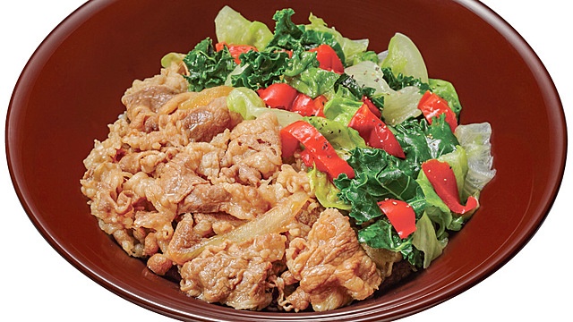 【期間限定】野菜不足のアナタ！すき家の栄養満点「ケールレタス牛丼」で万事解決ですよ!!