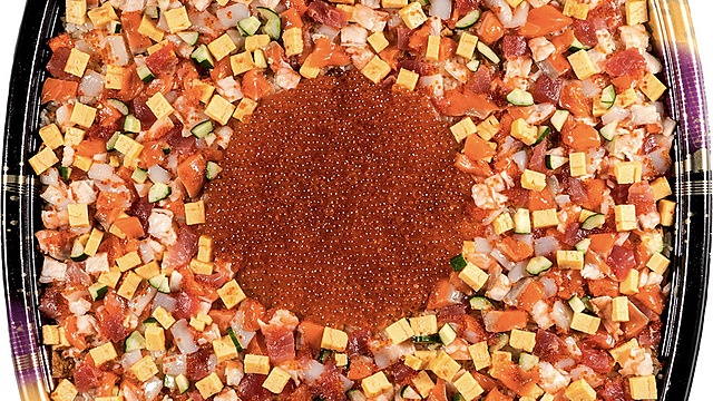 総重量3.5kgで1万円！『かっぱ寿司』がメガ海鮮イクラちらし寿司を期間限定発売