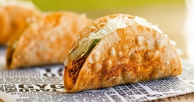 【6/1〜】お肉もチーズもたっぷり！300円タコスが新登場！『グズマン イー ゴメズ』