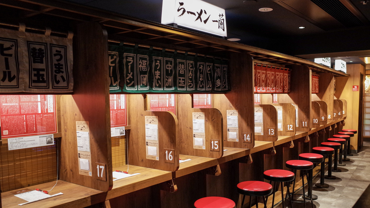 コロナ対策最強！の呼び声高い『一蘭』が、感染予防策をさらに強化して