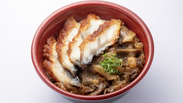 『はま寿司』の大好評持ち帰りワンコイン丼ぶりに夏のスタミナ「うなカルビ丼」追加！