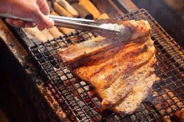 肉とおばんざいの居酒屋「かぶきんとん」が恵比寿に開業。