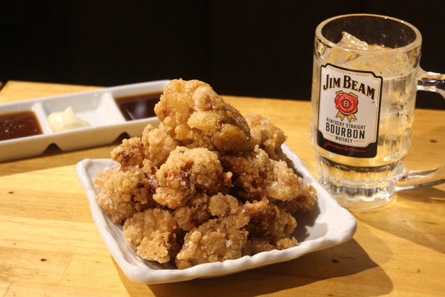 学生プロジェクト運営の「酒大学ごめん」が渋谷肉横丁にオープン。