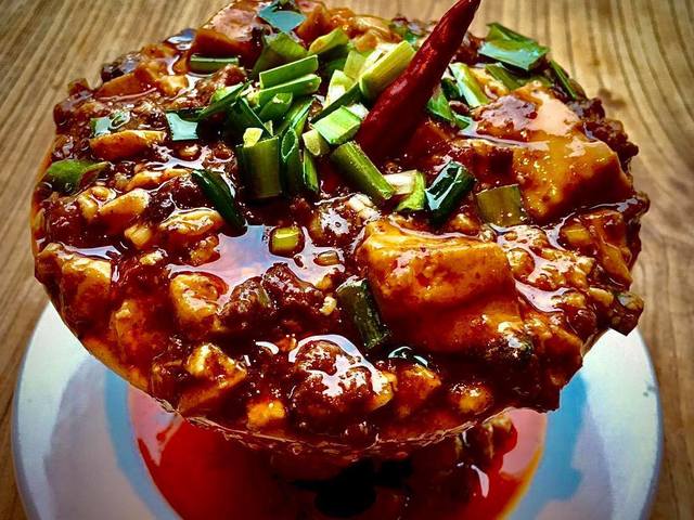 「MODERNチャイニーズ コックマン」が神田スクエアにオープン