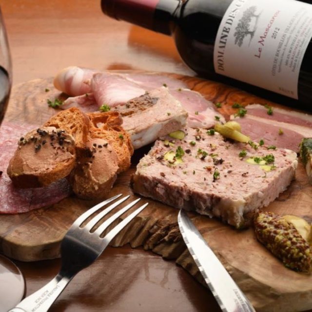 西荻窪にビストロ「Pic Nic Tokyo」が開業。