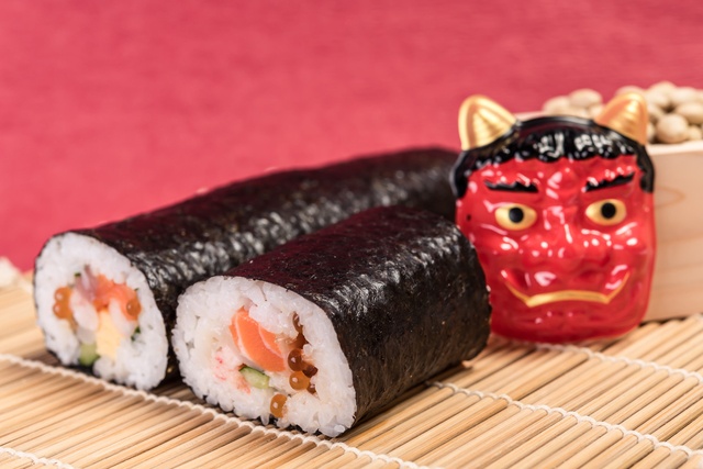 おすすめの「海鮮恵方巻」まとめ！2021年の恵方は南南東！