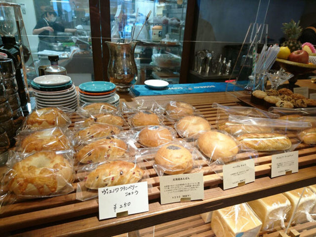 パン工房「アグロフォレストリー」が祐天寺にオープン。