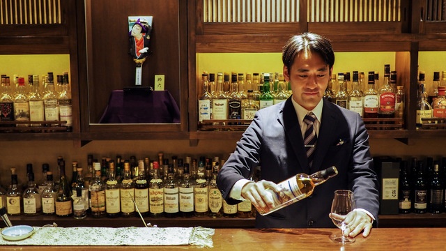 コロナ不況のなか、銀座の高級エリアに開業した『Bar木挽町』のバーテンダーの思いとは