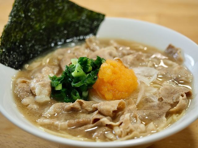 『丸源ラーメン』の「おうちで肉そば（冷凍）」のおいしい作り方