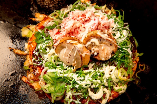 【冬季限定】かにや牡蠣が食べ放題！『お好み焼本舗』の冬限定メニューを実食！