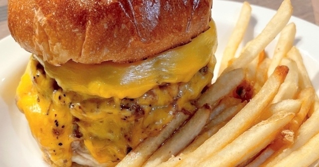 【期間限定】東京ドーム1Fに四ッ谷の人気グルメバーガーと冷やし麺専門店が登場