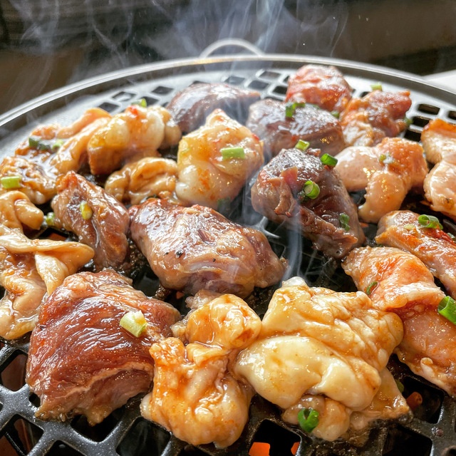 【7/14~】食事代無料ガチャ&レモンサワー半額!『焼肉ホルモンたけ田』横浜&古淵にオープン!