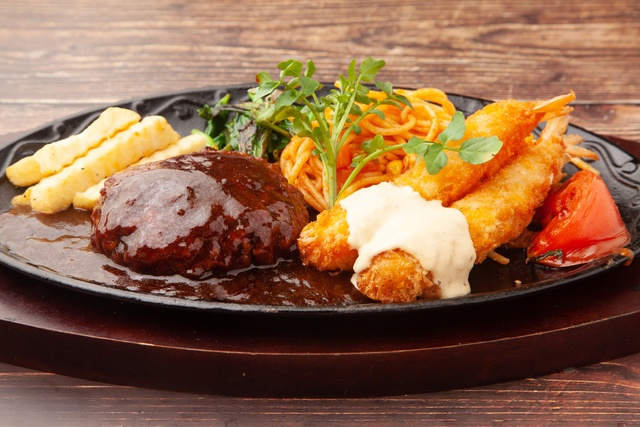 平塚｜絶品ランチ5選！贅沢な大人のお子様ランチにとんかつ、カレー、前菜ビュッフェ付きイタリアンも