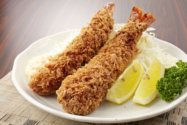 巣鴨のおすすめランチまとめ！大きな海老フライにとんかつ定食、行列ができる絶品そばも！