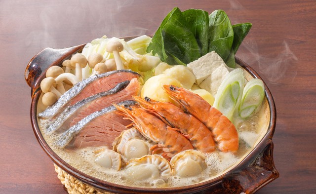数量限定！北海道ご当地グルメ・石狩鍋が「海鮮食べ放題」付きで『しゃぶ葉』に登場！
