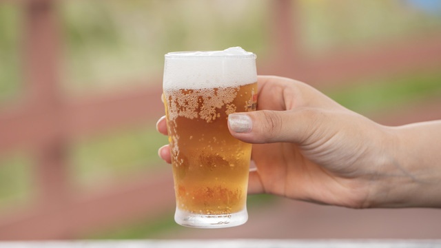 自宅に全国のクラフトビールが届く『ビールの縁側』とは?