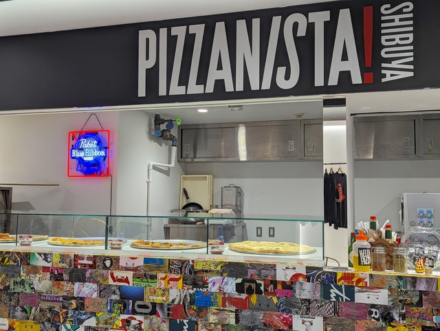 渋谷109|あえての2度焼きでザクザク食感!LA発ピザ専門店『PIZZANISTA!』