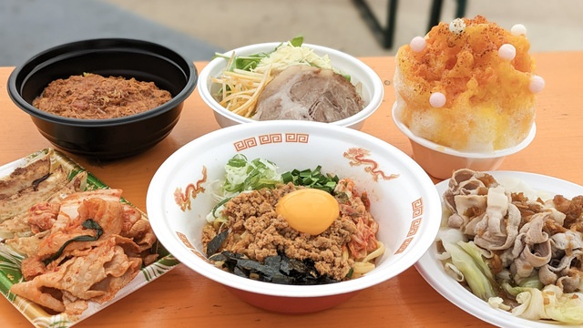 旨辛グルメが新宿・大久保公園に集結！グルメイベント『刺激と旨辛FES』は好評開催中