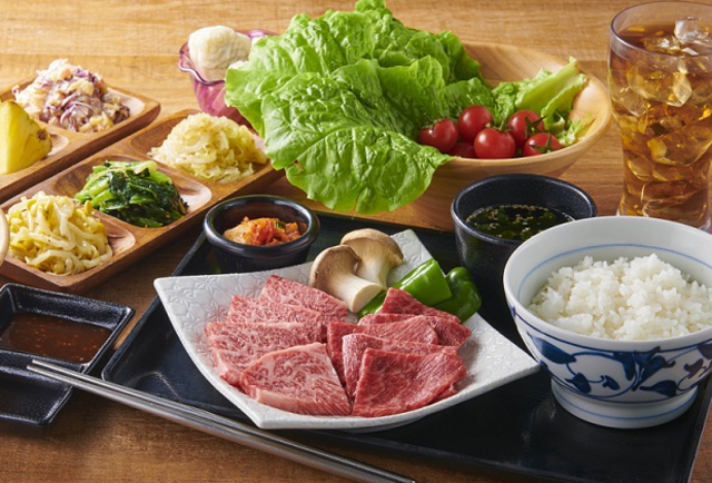焼肉食べ放題『かみむら牧場』のランチが刷新。プラス660円で時間無制限のビュッフェも