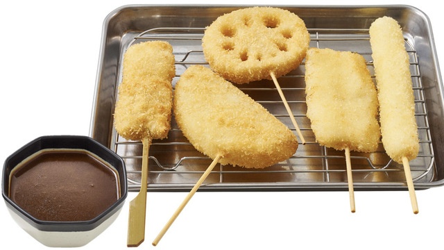 【3/1〜】全国の『串カツ田中』にアパ社長カレーとのコラボメニュー登場!ソースに串カツカレーも