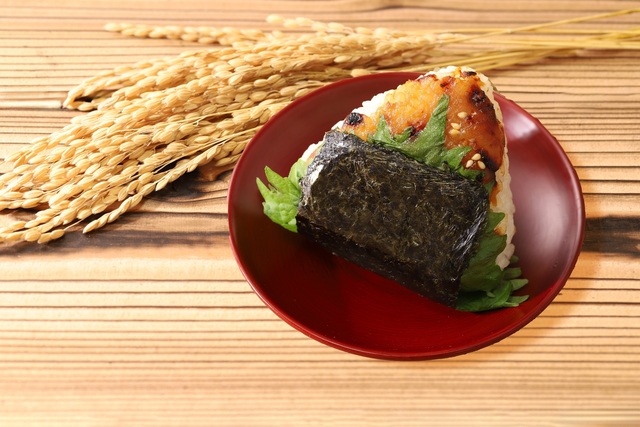 〜9/3|「阪急うめだ」に“おにぎり”が大集合!松阪牛や惣菜など8つの専門店が参加!秋の行楽にも