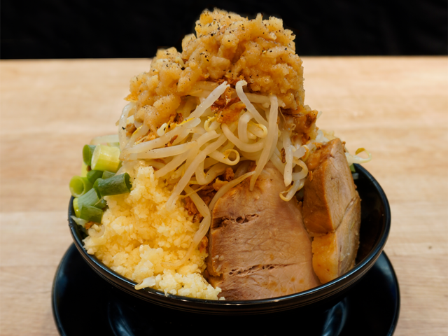 天王寺|ラーメン『藤山二郎』がオープン!“二郎系”と“高井田系”の最強コラボを実現した極上の1杯