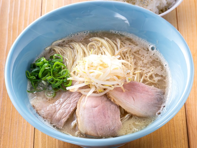 10/14~|梅田『人類みな麺道』に広島の人気ラーメン『ゆ希』が登場!あっさり醤油豚骨&旨味凝縮じゃこめしを堪能
