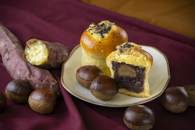 11/2〜期間限定｜栗が丸ごと入ったあんパンに注目！安納芋のバタークリームで包む秋の味わい『熱海ばたーあん』