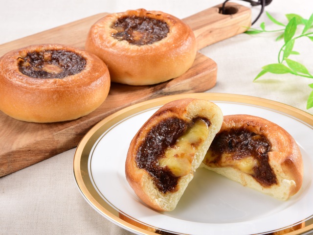 10/29〜｜累計販売1,000万個を突破！ファミマの「ビストロまん」に濃厚ビーフシチュー味が新登場