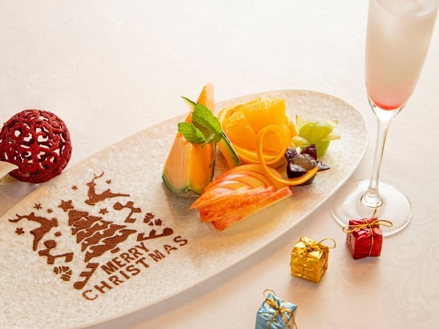 12/20〜25限定|淡路島のオーシャンビューと和食ディナーで特別な聖夜を!苺のカクテルで乾杯『青の舎』