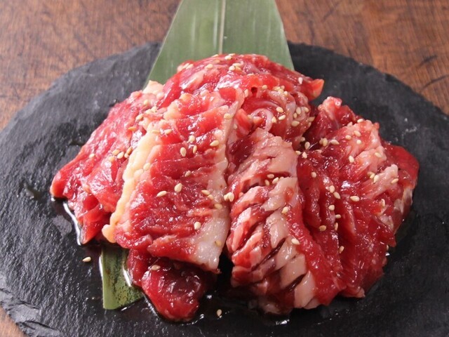 12/13〜｜濃厚な旨味とジューシーな食感！「中落ちカルビ」が数量限定で食べ放題メニューに登場『すたみな太郎』