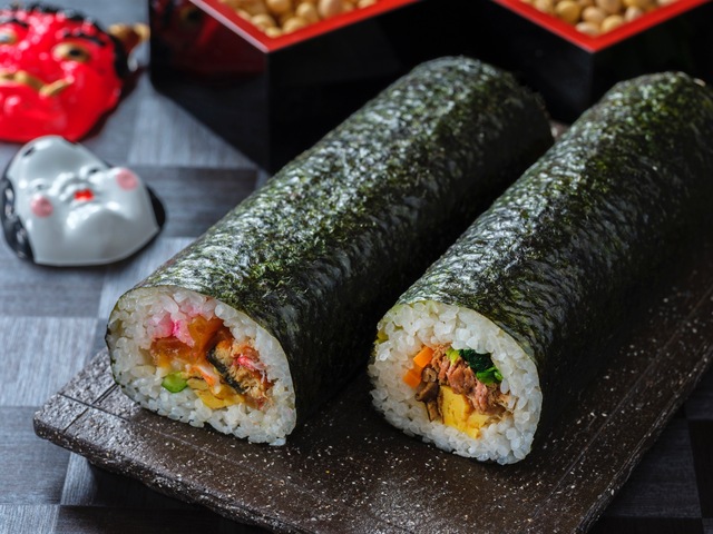1/31〜|鰻や紅ズワイ蟹、海老の贅沢な「恵方巻き」&「牛肉恵方巻き」が登場!2本セットがお得『都ホテル 尼崎』