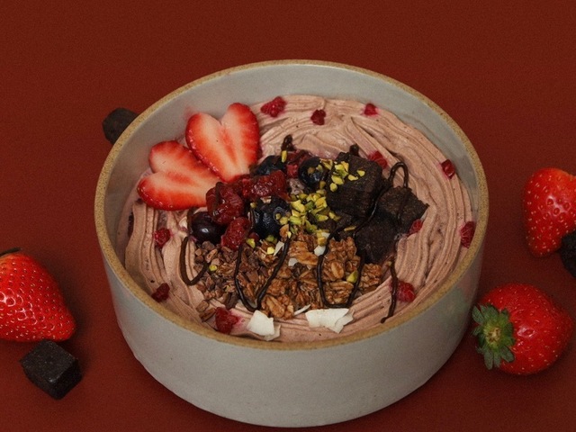 表参道・中目黒｜濃厚チョコのアサイーボウルに注目！まるでパフェのようなバレンタイン限定商品『THE_B』