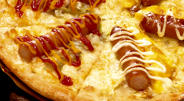 3/3〜|今年も帰ってきた!ソーセージを包み込むように食べる「ピッツァドッグ」販売開始『ピザポケット』