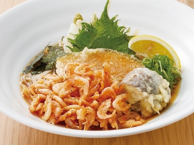 3/4〜｜駿河湾産桜海老をたっぷり使用！サクッと軽やかな天ぷらが主役の1杯は春限定！『家族亭』