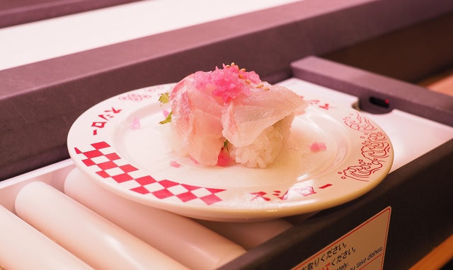 『スシロー』の「春のグランドメニュー」がスタート。『本家 第一旭』監修の「醤油ラーメン」も登場！