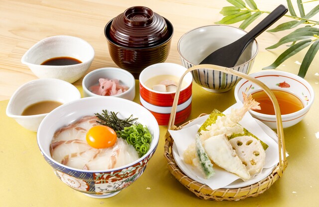 〜7/16|宇和島風と松山風「鯛めし」を食べ比べ!刺身と焼きで味わう愛媛の味『和食さと』