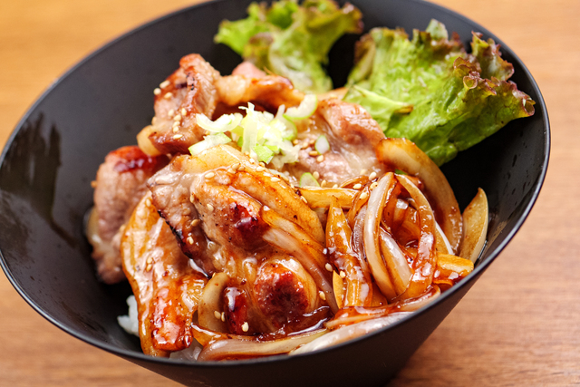 仙台駅西口│8/6〜12はランチ丼550円！牛タン焼食べ放題『ヤキニクMOW』開店記念イベント開催