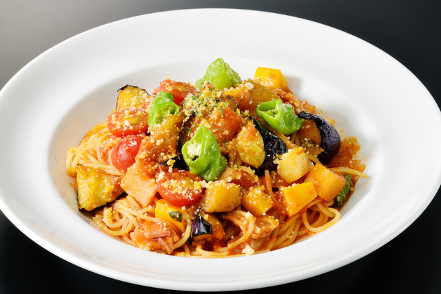 札幌｜自然栽培野菜がゴロゴロ！素材を味わう「アマトリチャーナ」を『札幌パークホテル』で。〜10/15