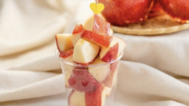 【広島】1年で24回味が変わるりんごあめ！パリッ、シャキッと弾ける『りんごの秘密基地』 