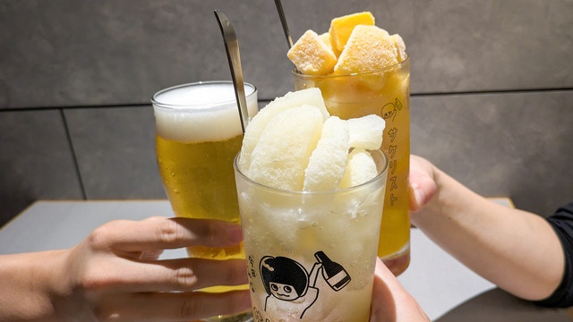 汐留｜皆の「食べたい」が叶うから好みが違っても全員満足！16の専門店が揃う『汐留横丁』へ行ってきた