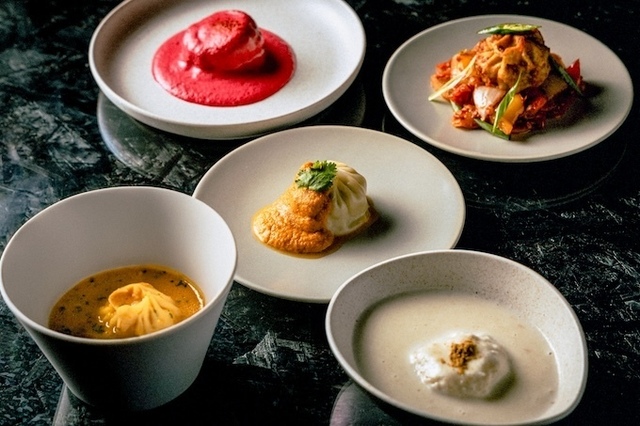 【西新宿】150分飲み放題付きコースが期間限定で登場。お酒も料理もスパイス尽くし『モモスタンド』