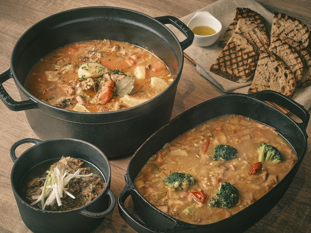 『ヒルトン京都』で冬ブッフェ開催！スパイス香るローストビーフや煮込み料理など50種を堪能