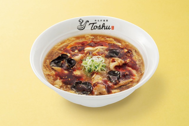 酸味・香り・辛さがやみつき。自家製辣油の「酸辣湯麺」が新登場！『れんげ食堂Toshu』