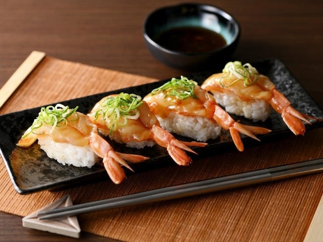 1/29〜｜注目はプリプリの生海老握り！韓国グルメ食べ放題がさらにパワーUP『ニラックスブッフェ』