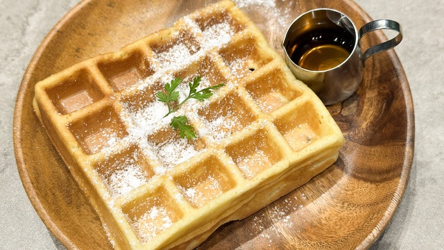 大通駅｜ワッフル注文でドリンク割引！朝活にぴったりなモーニング提供開始『coffee mafia』